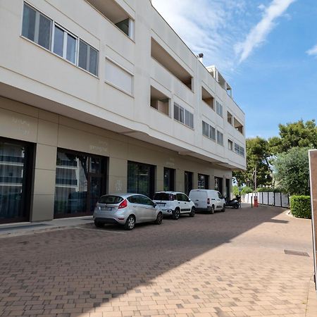 Monopoli Favolosa - Spacious 100Mq Apt. W/ Parking Luaran gambar