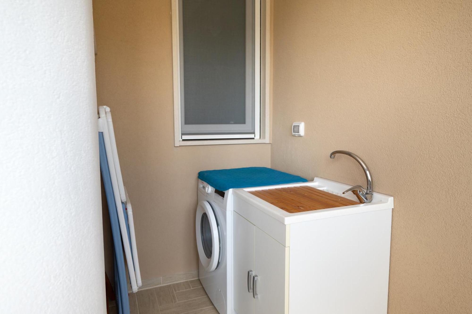 Monopoli Favolosa - Spacious 100Mq Apt. W/ Parking Luaran gambar