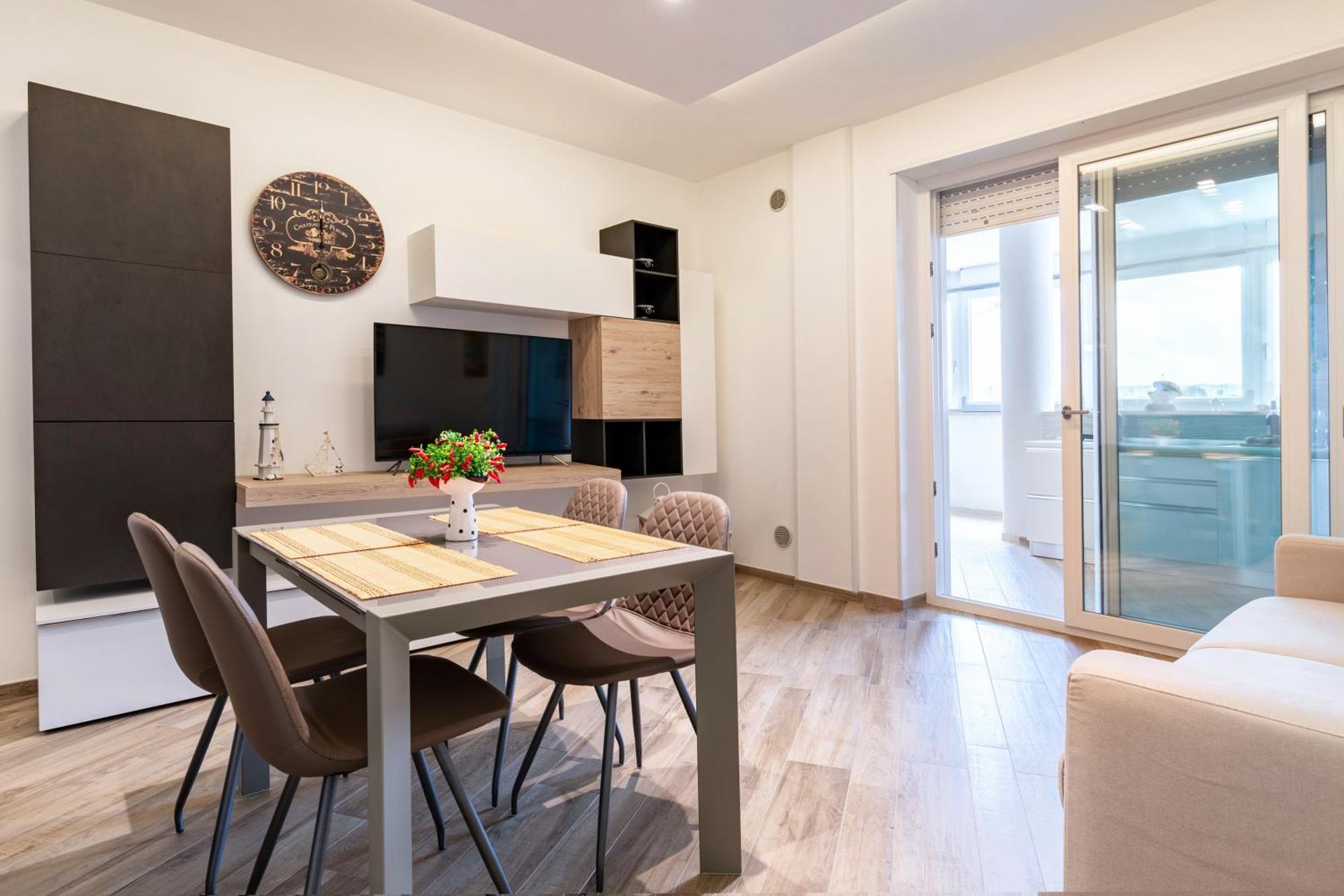 Monopoli Favolosa - Spacious 100Mq Apt. W/ Parking Luaran gambar